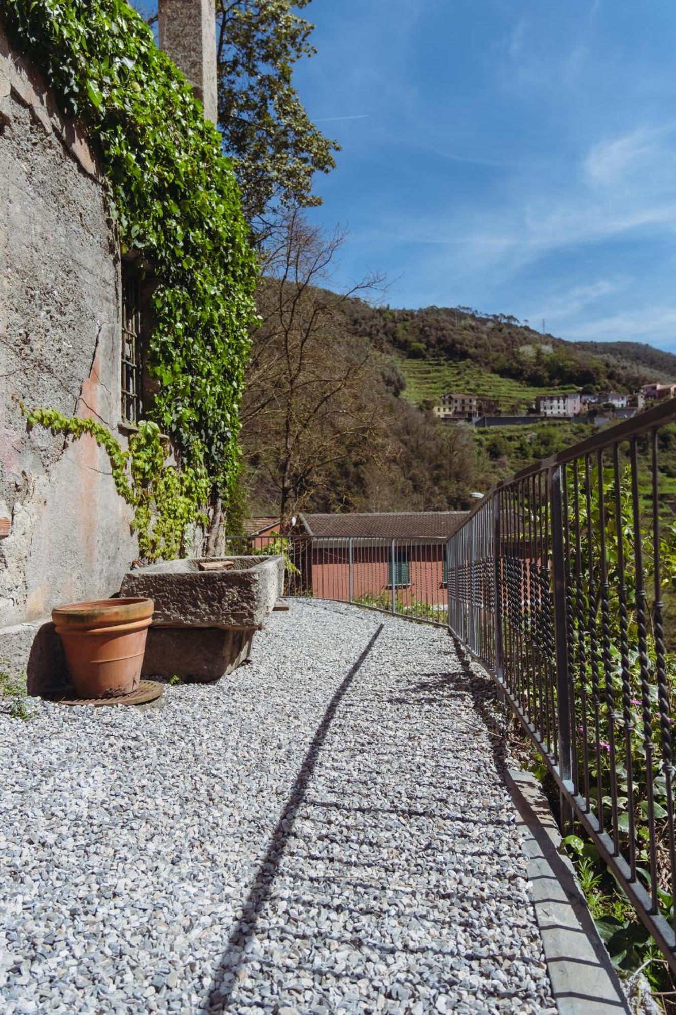 Residenza Nemus Mare E Montagna Apartamento Graveglia Exterior foto